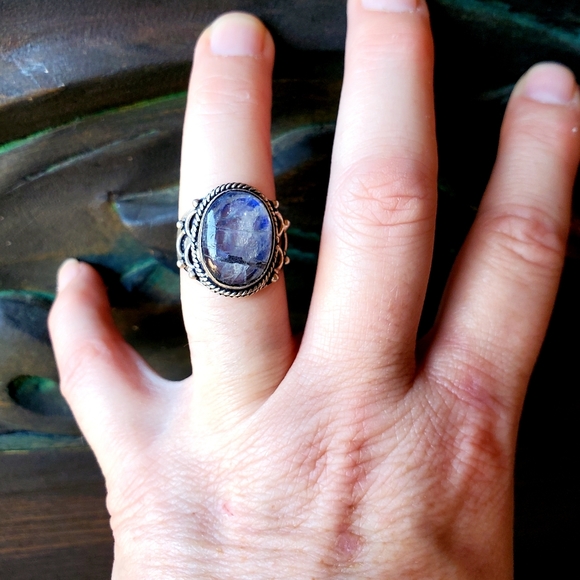 New Rare Purple Labradorite Silver Ring. - Picture 16 of 16